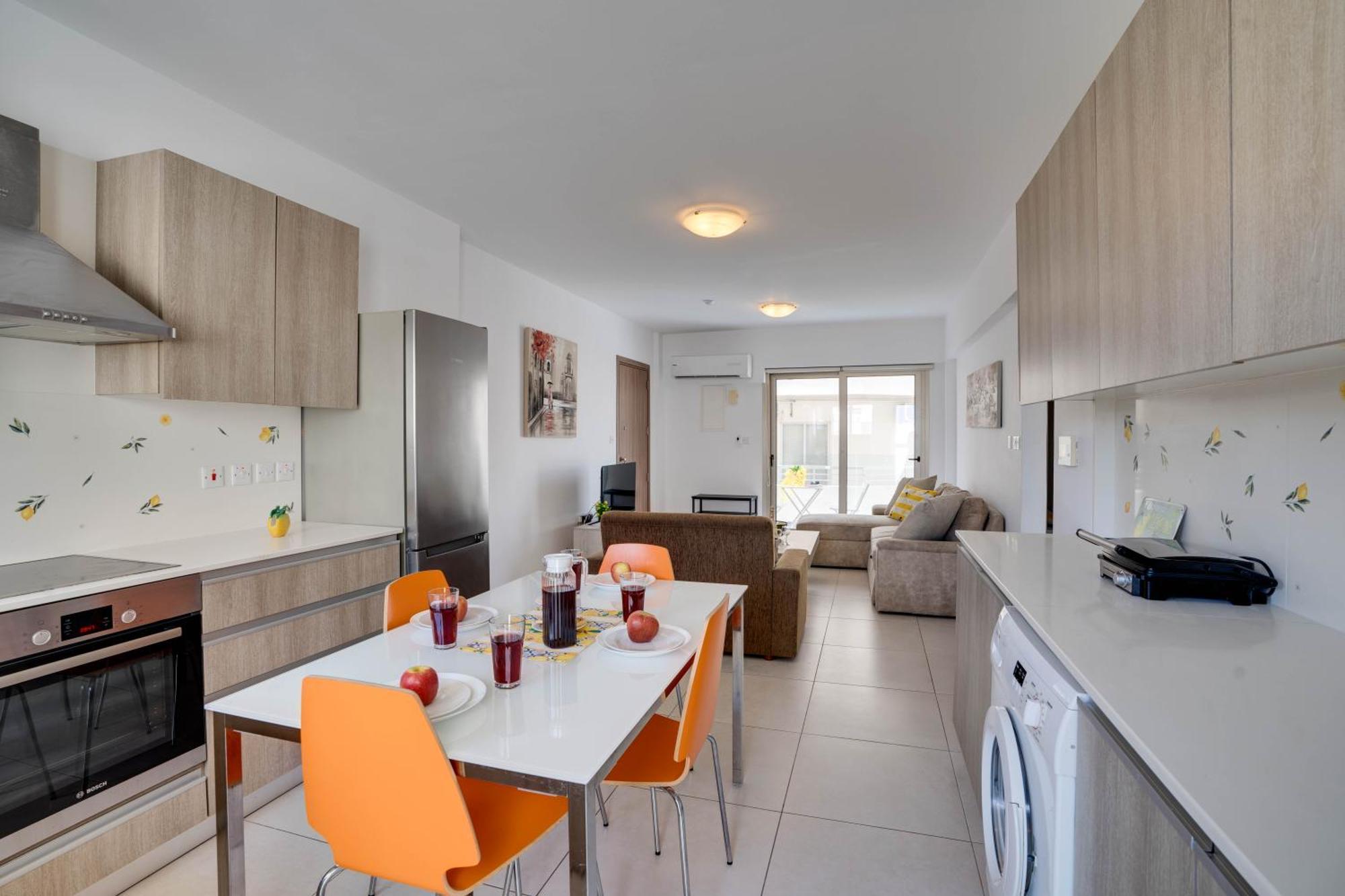 Lemon Paradise City Centre 200M From Beach Larnaca Bagian luar foto