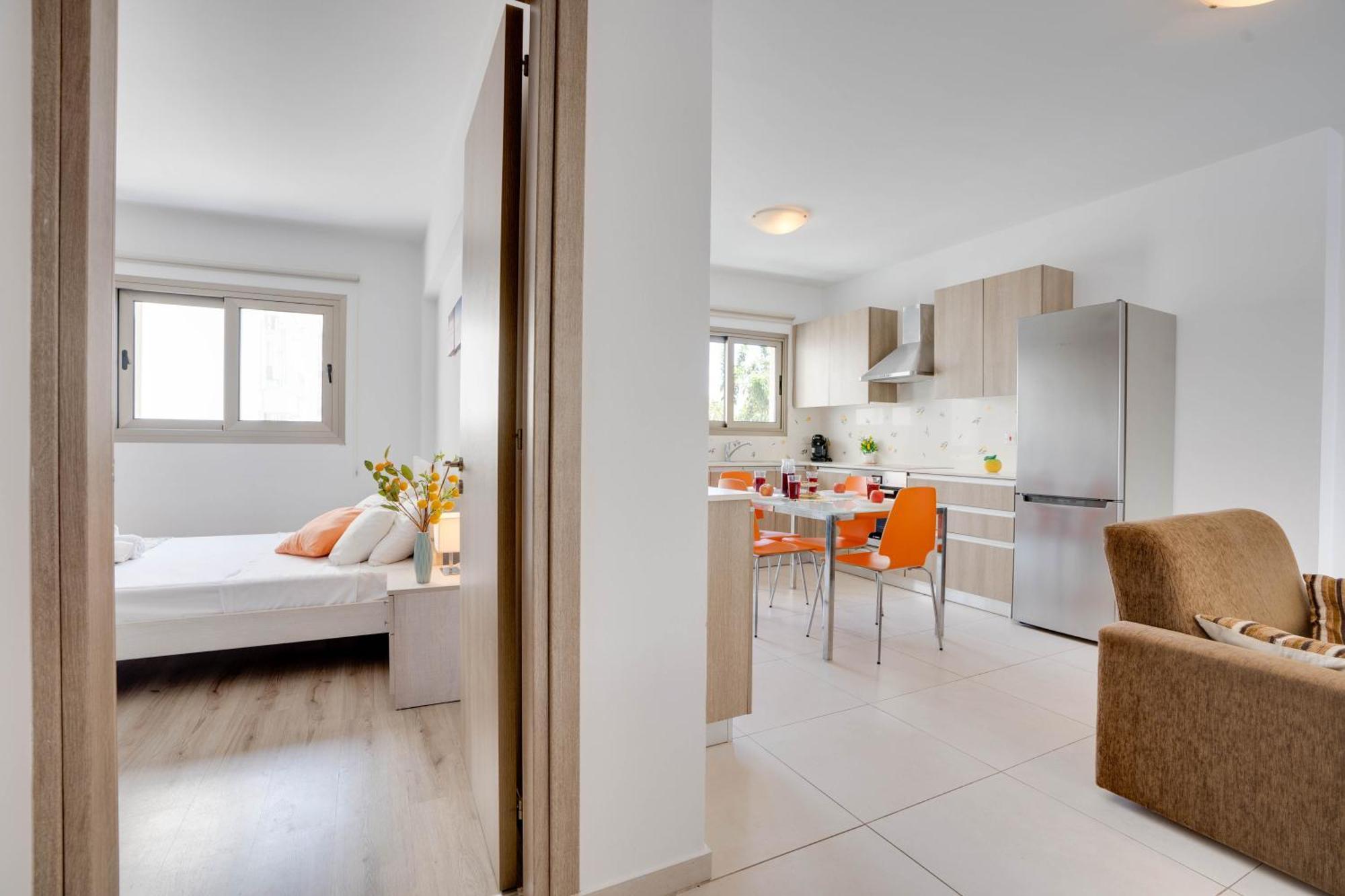 Lemon Paradise City Centre 200M From Beach Larnaca Bagian luar foto