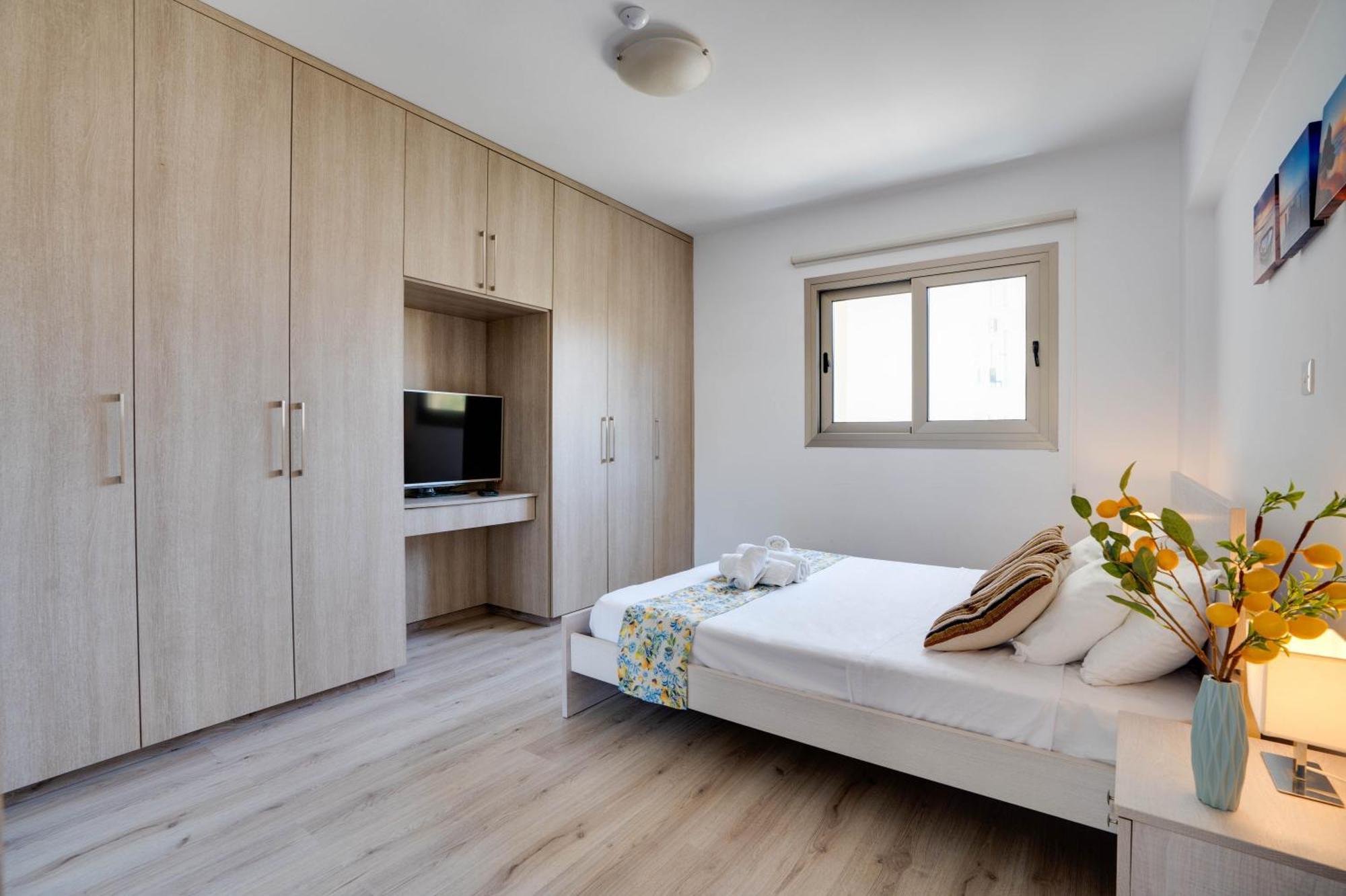 Lemon Paradise City Centre 200M From Beach Larnaca Bagian luar foto