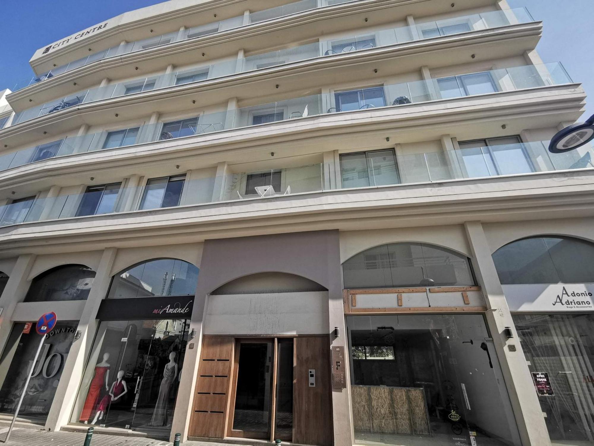 Lemon Paradise City Centre 200M From Beach Larnaca Bagian luar foto
